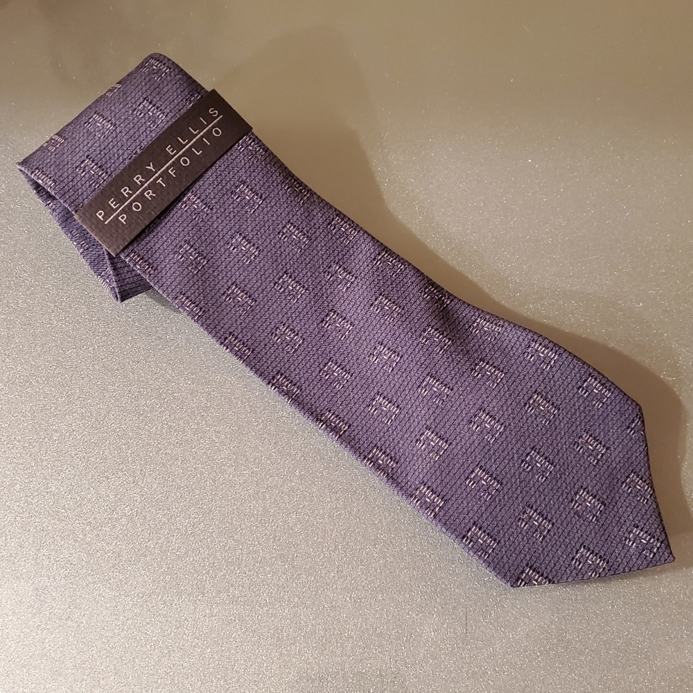 Perry Ellis Portfolio Mens Blue Tie